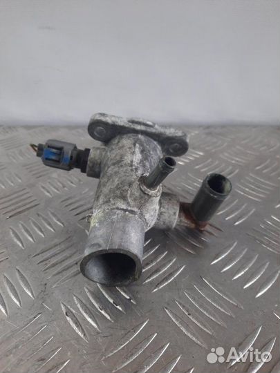 Фланец (тройник) системы охлаждения Suzuki Ignis 2