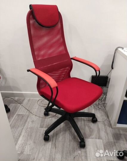 Компьютерное кресло Амиго