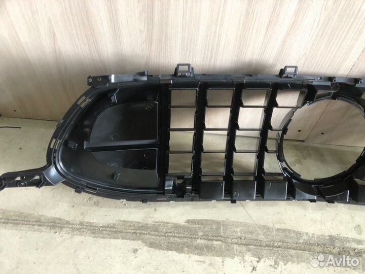 Решетка радиатора Mercedes-Benz Amg Gt X290