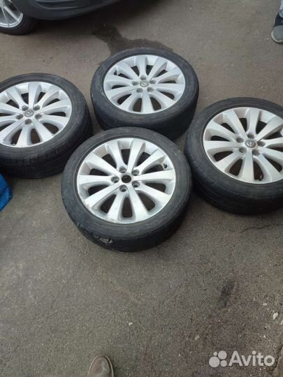 Bridgestone Blizzak LM-001 215/50 R17