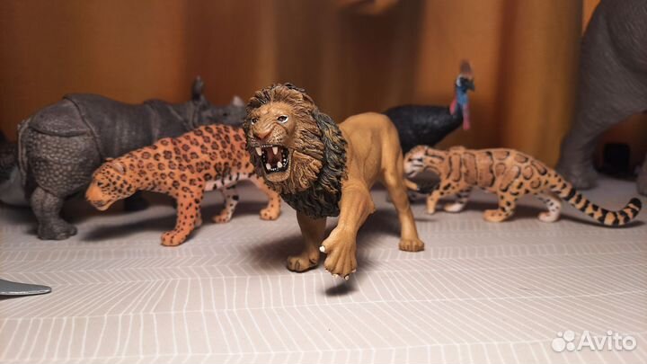 Фигурки животных papo schleich лев