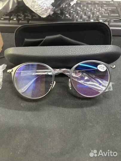 Очки новые +2,5