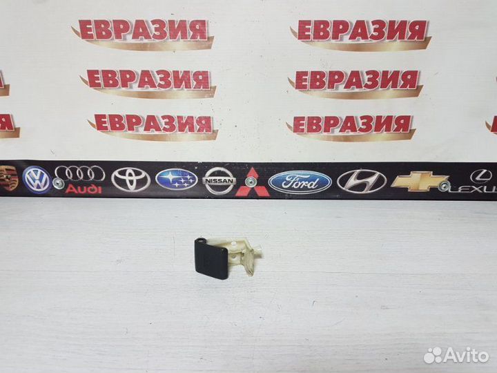 Ручка открывания капота Toyota Caldina CT216 3CT