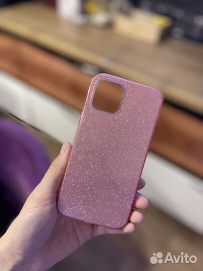 Чехол на iPhone 12