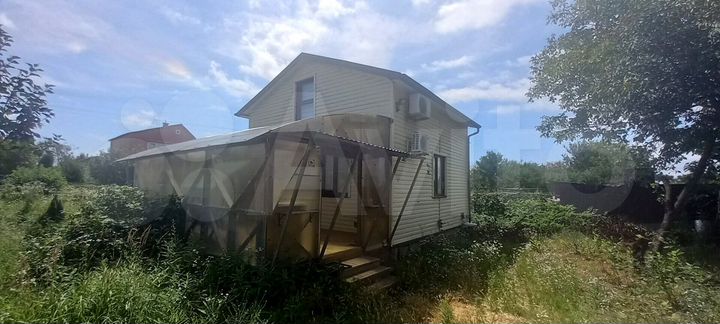 Дом 58,2 м² на участке 6,1 сот.