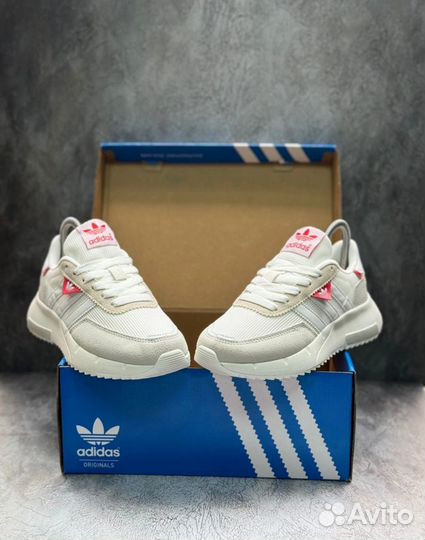 Кроссовки женские adidas