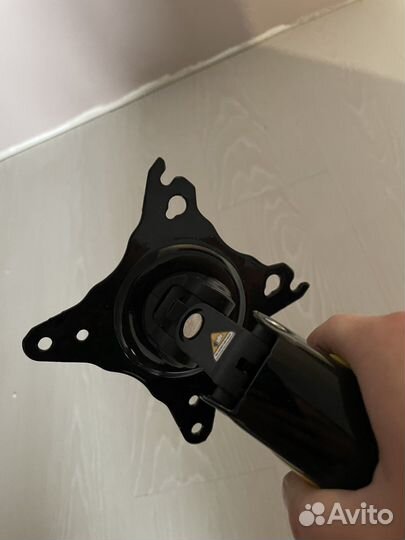 Кронштейн на стену North Bayou F150, black