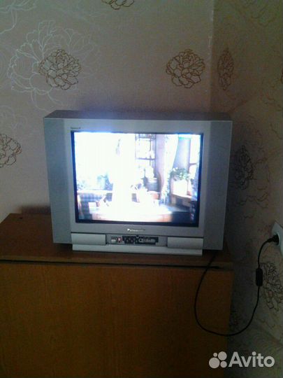 Телевизор Панасоник
