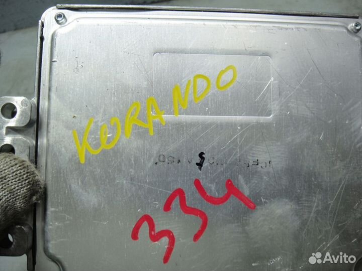 Блок управления двс SsangYong Ставик