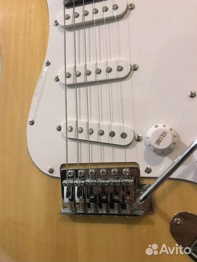 Электрогитара