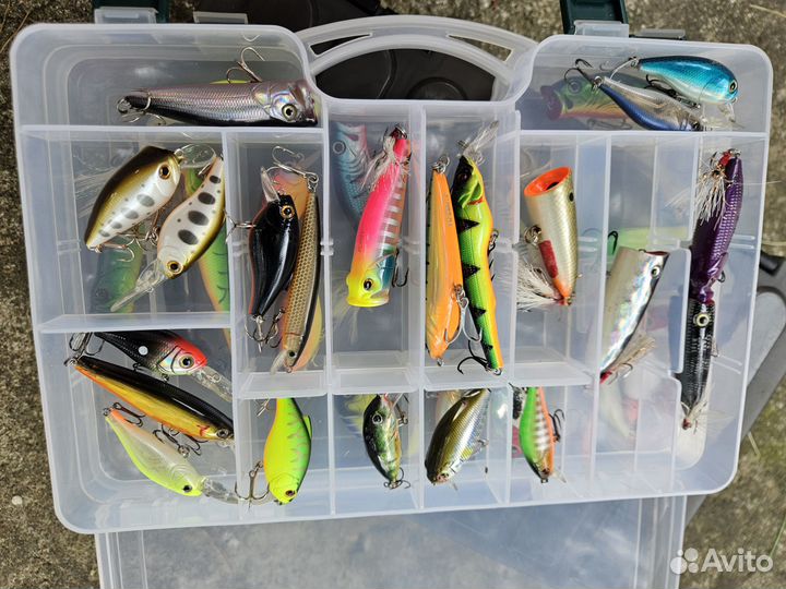Набор воблеров в двусторонней коробке