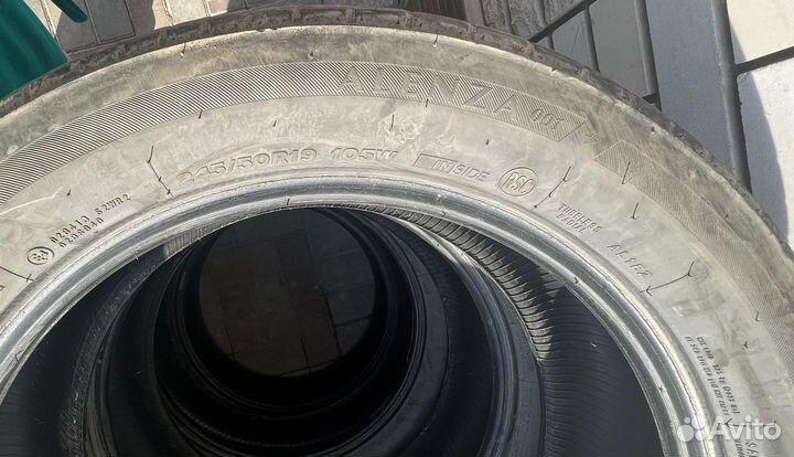Bridgestone Alenza 001 245/50 R19
