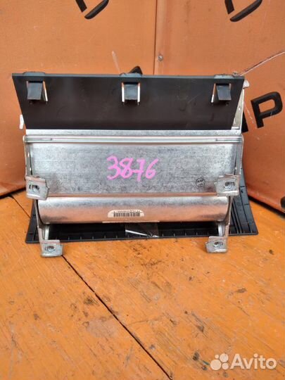 Airbag пассажирский Ford Escape EP3WF L3 2005