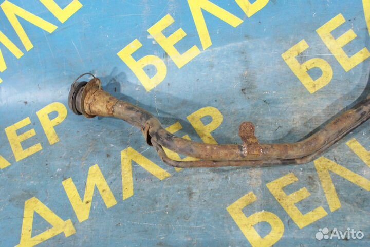 Заливная горловина бензобака Ford Mondeo 3