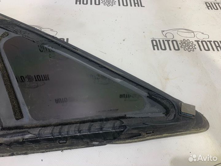 Стекло в крыло заднее правое Infiniti Fx35 S50