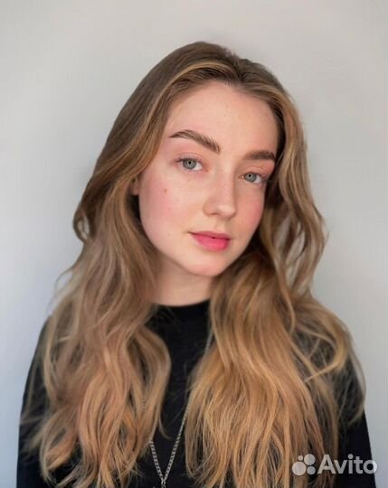 Модель брови