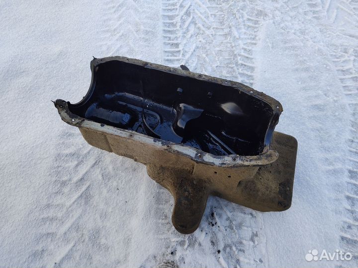 Поддон двигателя Nissan Serena C23 CD20ET 1998 г.в