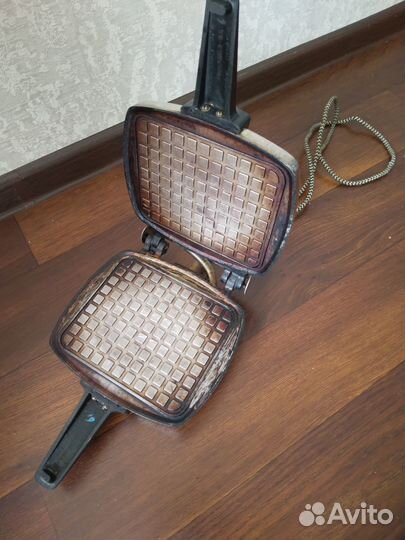 Вафельница СССР электрическая