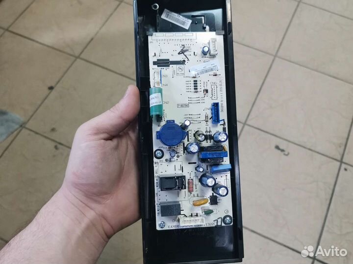 Плата управления Eax66784204