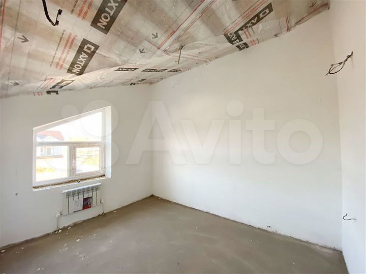 3-к. квартира, 94 м², 1/2 эт.