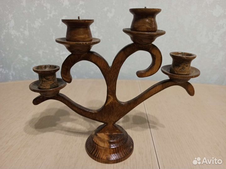 Подсвечник из дерева