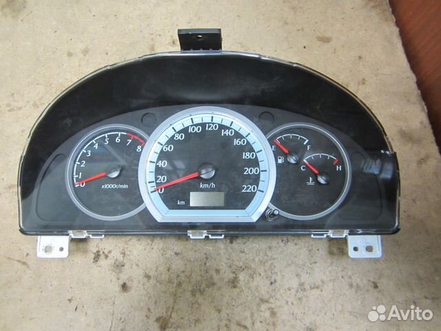 Щиток приборов Деу Джентра