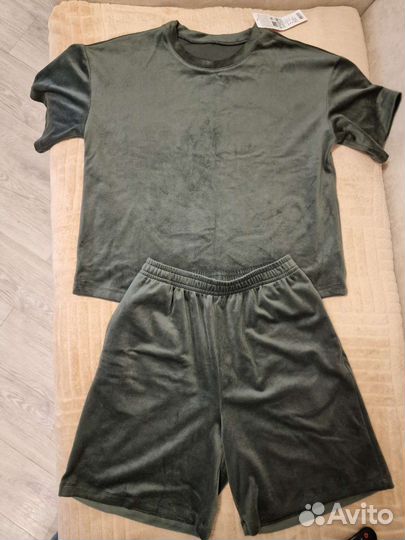 Комплект новый женский р. 44-46