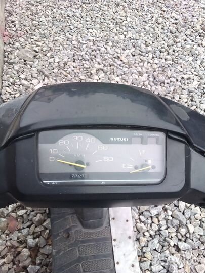 Продам скутер сузуки сепия на запчасти