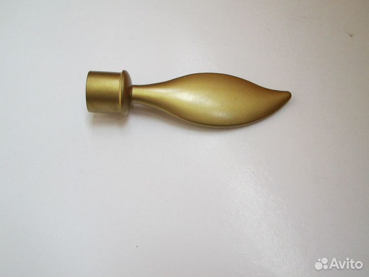 Наконечник карниза