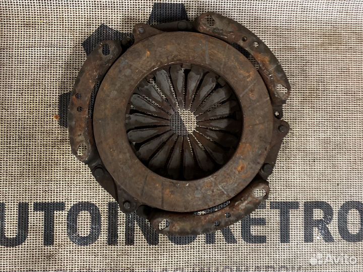 Корзина сцепления Renault Logan 1.6 7711134823