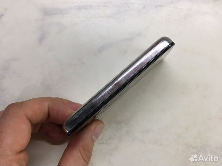 Отличный iPod Video 30 Gb в коллекцию