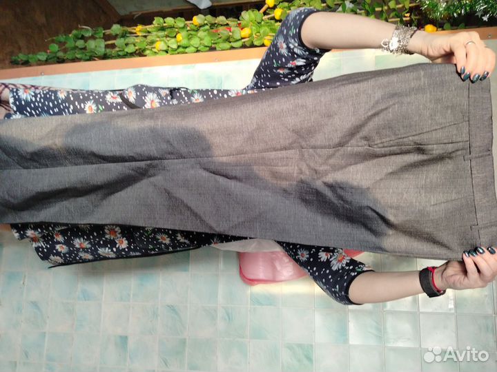 Продам Новые классические брюки р 48