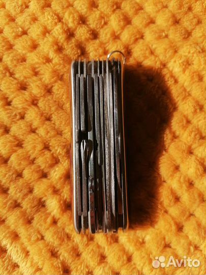 Складной нож мультитул