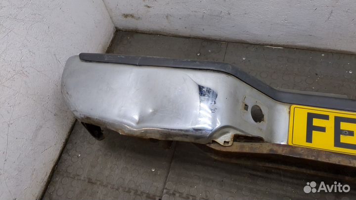 Бампер задний Nissan Navara, 2006