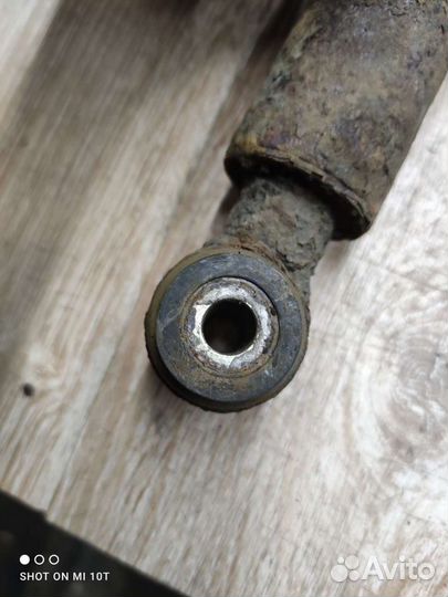 Амортизатор задний мерседес w211