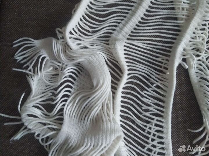 Шарф лапша женский белый вязанный длинный