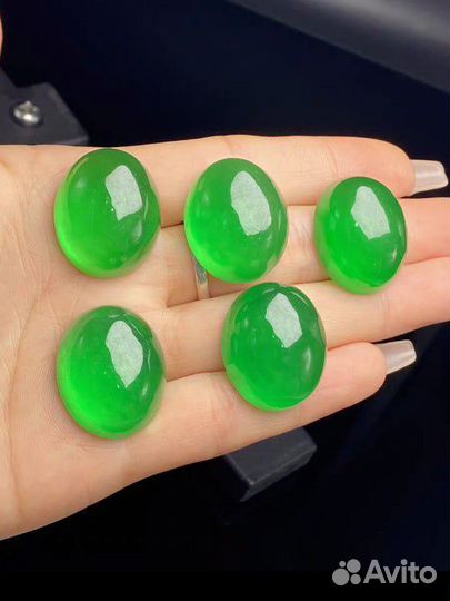 Жадеит Империал