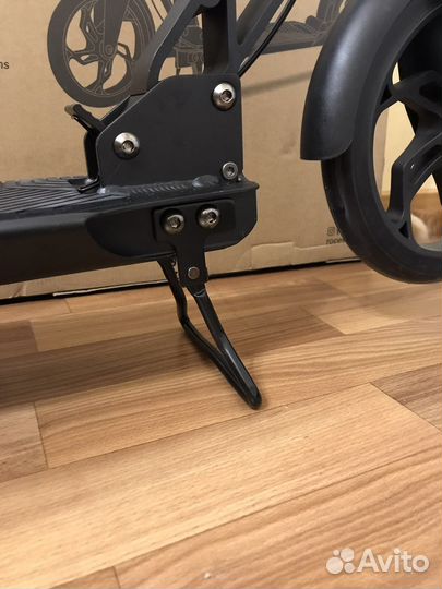 Самокат Roces Lux 230 мм