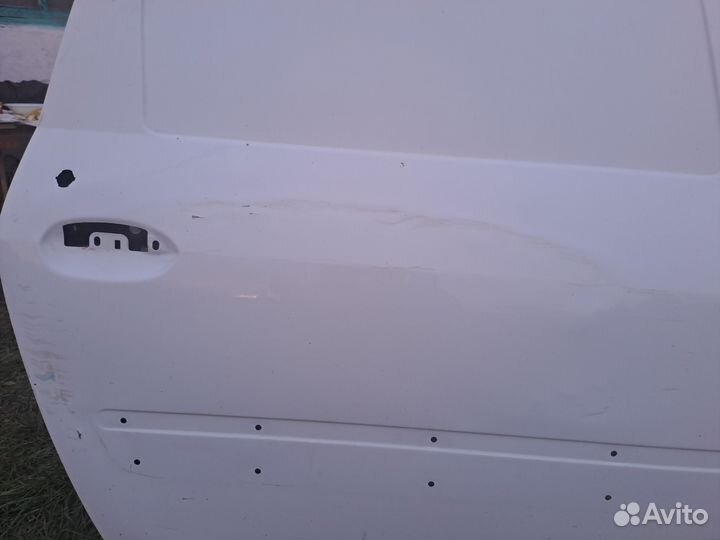 Дверь задняя правая LADA largus