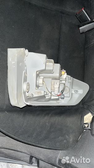 Фара задняя правая Субару