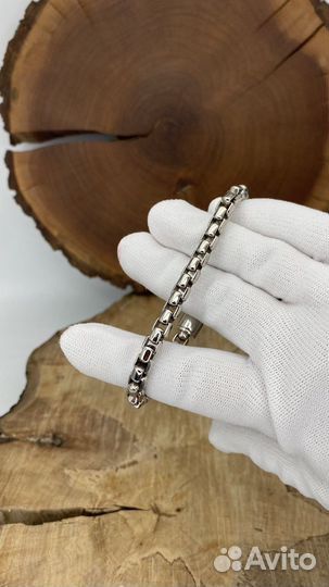 Золотой браслет с бриллиантами