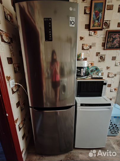 Холодильник на запчасти