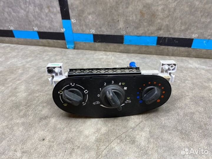 Блок управления отопителем Лада Ларгус 1 1.6 K7M