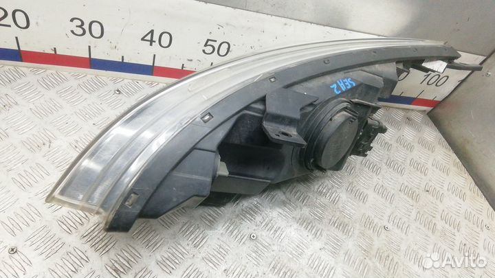 Фара правая Kia Rio