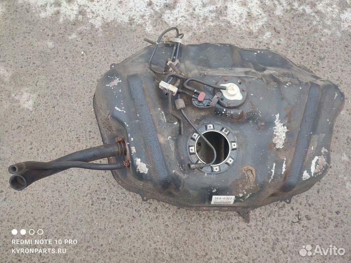 Бак топливный (бензобак) Honda Accord 2006