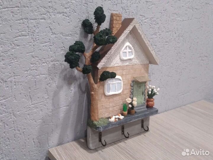 Ключница настенная