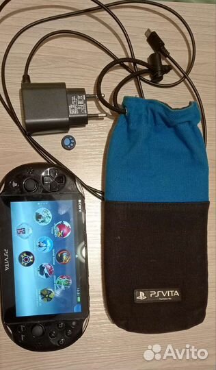 Sony PS Vita Slim PCH-2016 WiFi Black Rus - Б/У