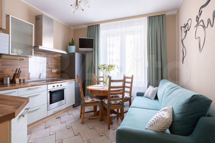 2-к. квартира, 80 м², 4/7 эт.