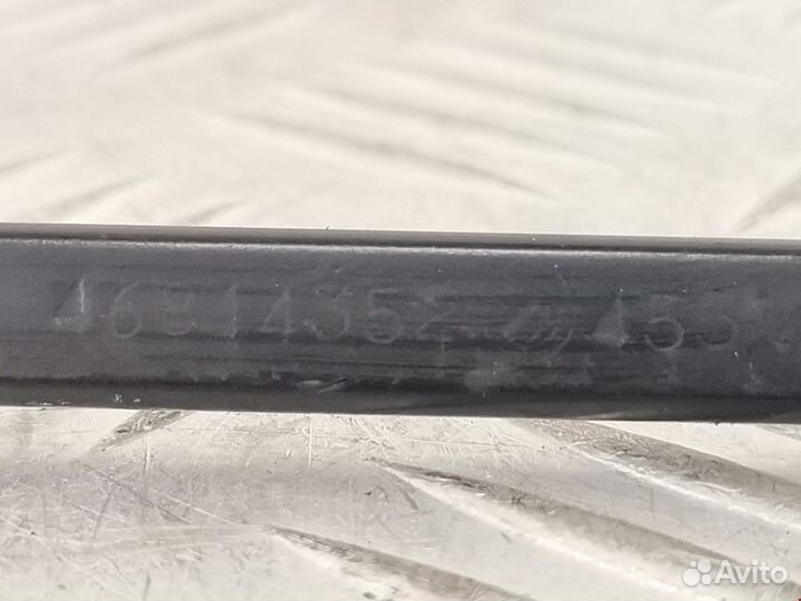 Щеткодержатель (поводок стеклоочистителя, дворник)