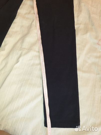 Черные джинсы dockers